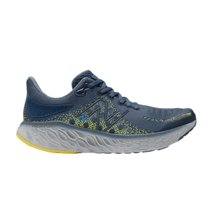 Nike free trainer v111 hot sale
