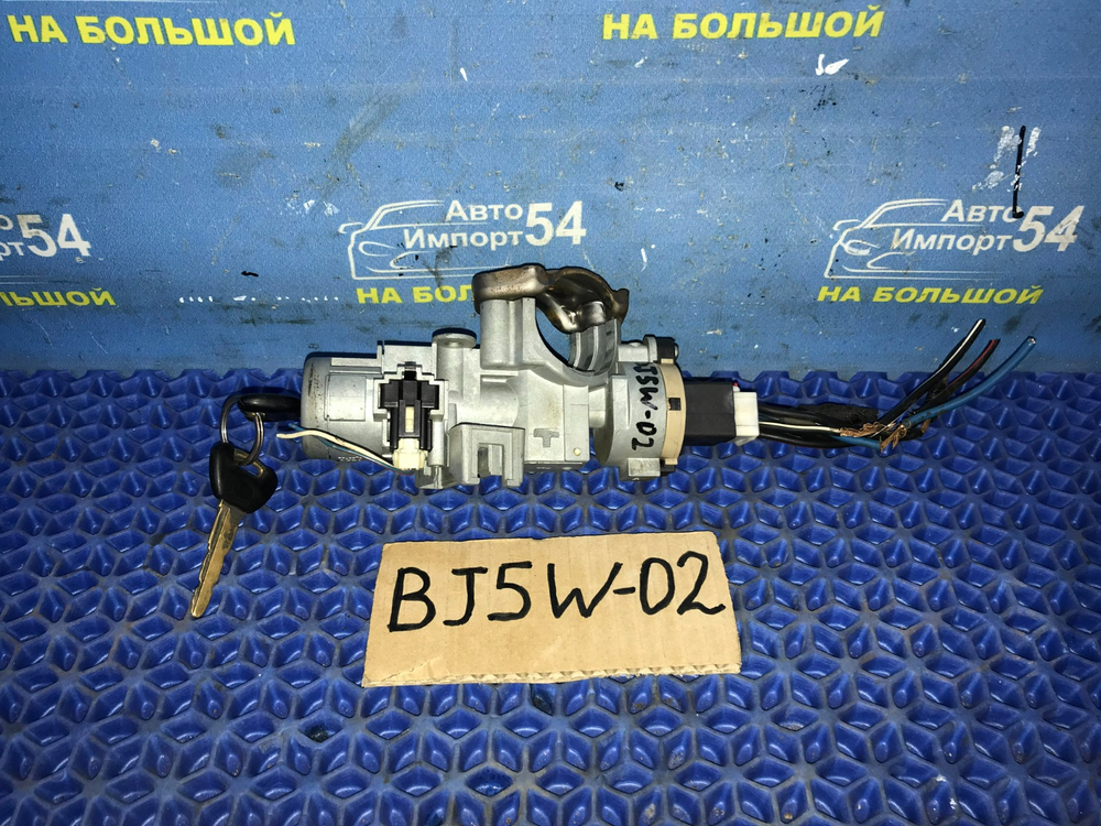 Замок зажигания MAZDA FAMILIA 2001