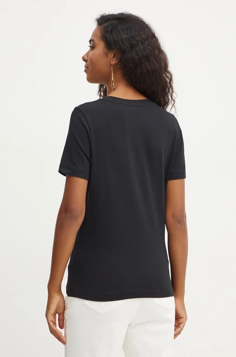 Футболка женская MARCIANO