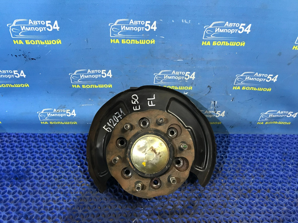 Ступица передняя левая NISSAN ELGRAND 2000-2002