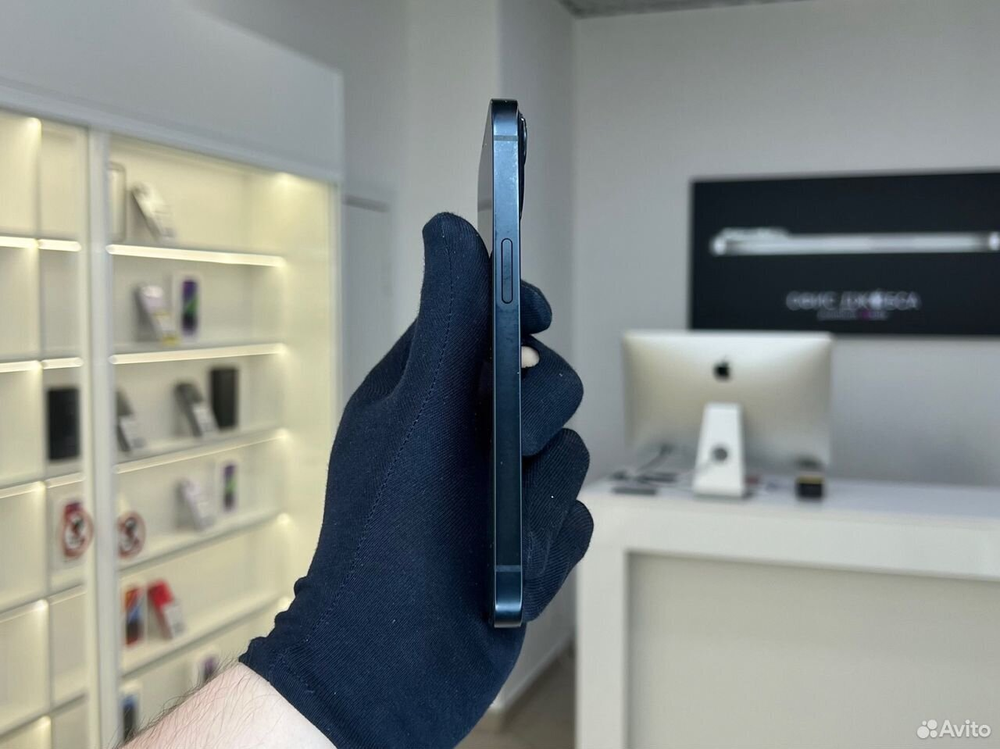 iPhone 13, 256 ГБ б/у