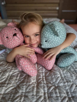 Большой мишка Зеленый лепесток