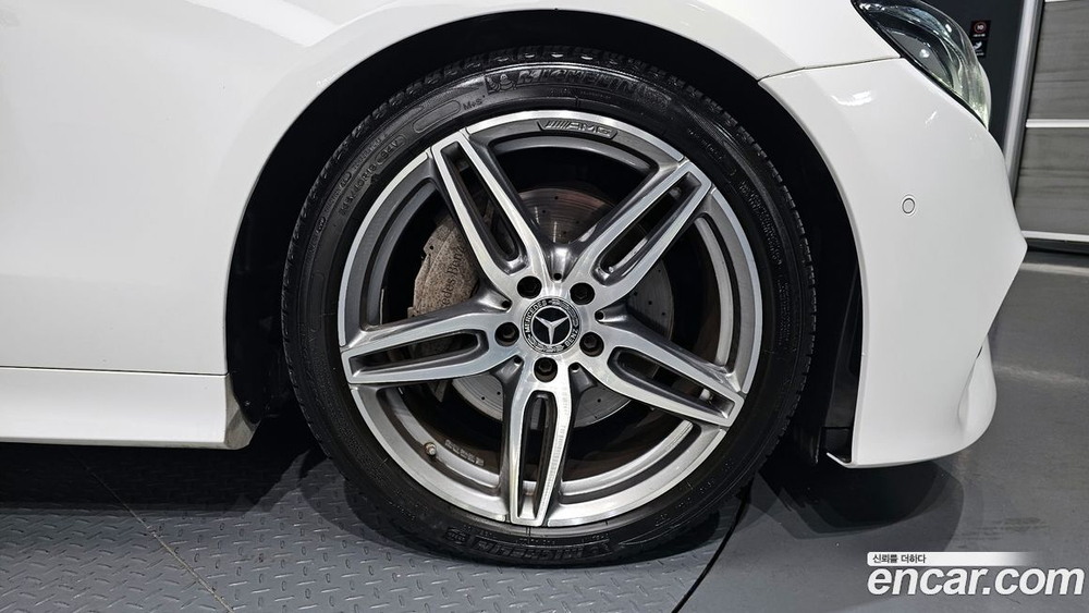 Mercedes-Benz E-Class W213 E220d Cabriolet (10.2019)