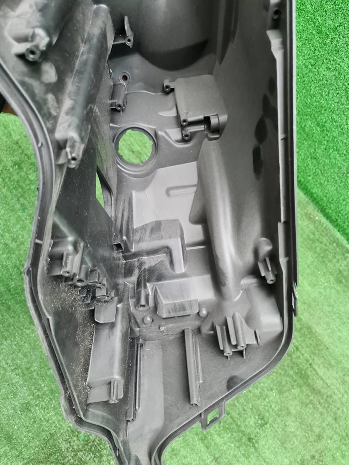 Корпус фары правый Range Rover Sport 2 L494 17-22