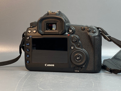 Canon EOS 5D Mark IV 65.000 кадров