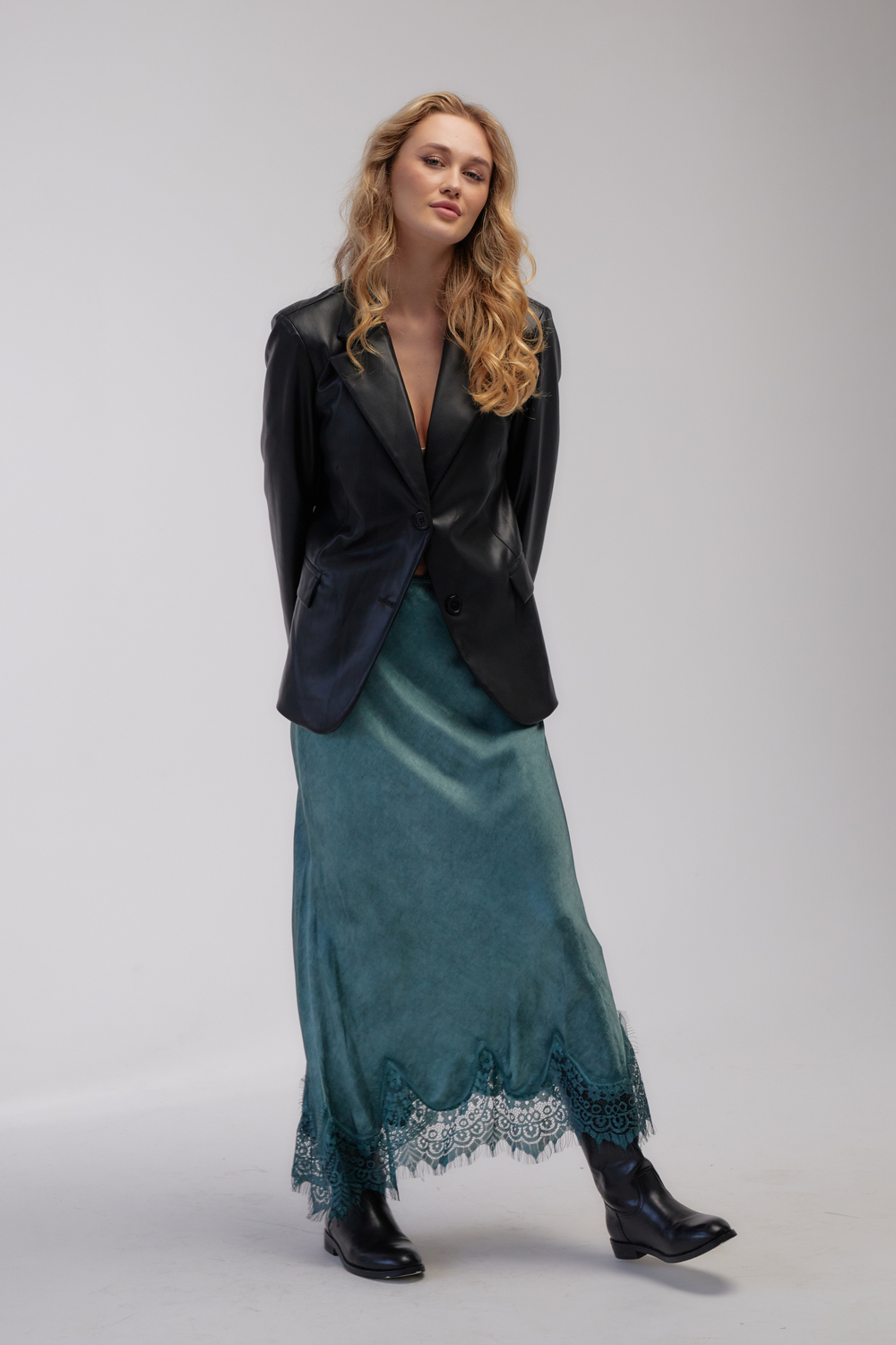 Юбка с кружевом