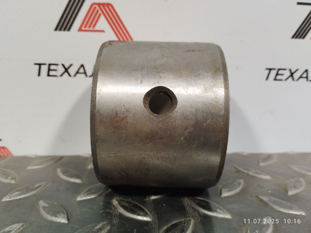 Втулка 144-60-15431