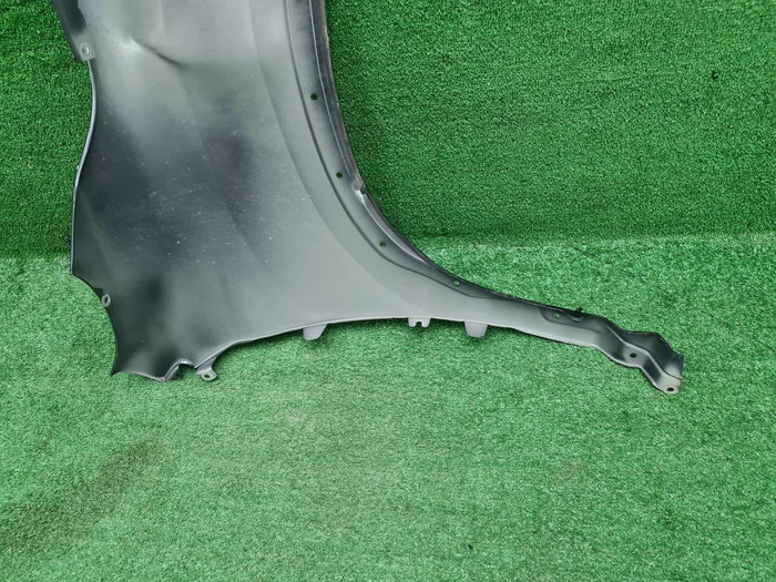 Крыло переднее левое Subaru Forester 5 SK (18-нв)