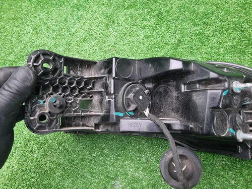 Фонарь левый внешний Geely Monjaro (2021-н.в.)