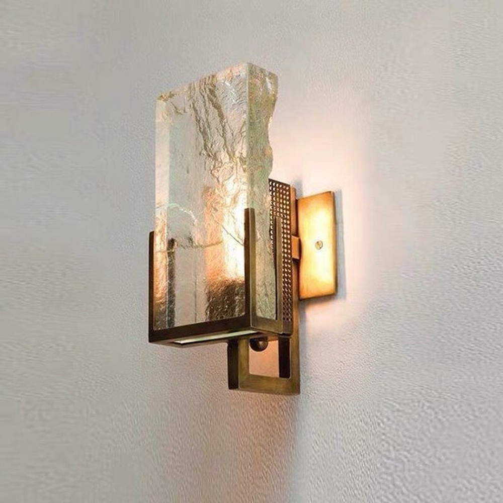 Wall design lamp  Quartz