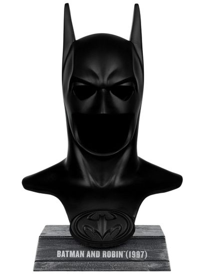 Фигурка McFarlane Маска Бэтмена 1:3 DC (Batman and Robin) Batman Cowl 18см 79378 / фигурка по мотивам вселенной "DC", Бэтмен