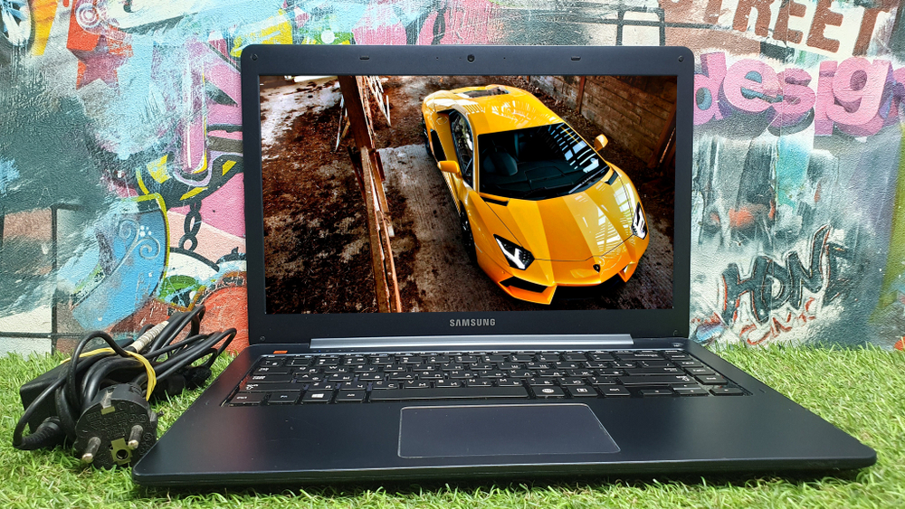 Ультрабук Samsung i5/4 Gb/NP530U4E-K01 [np530u4e-k01ru]/Windows 10