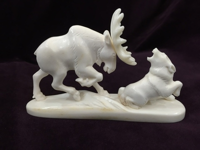 Лось и волк