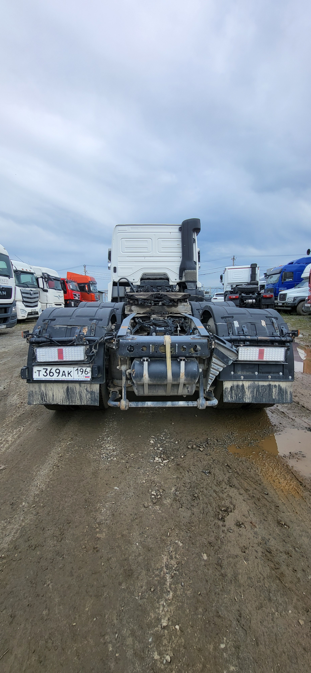 КамАЗ 65206 6x4 Седельный тягач 65206-T5 (Дизельный, 12,0 л, 428 л.с., МТ)