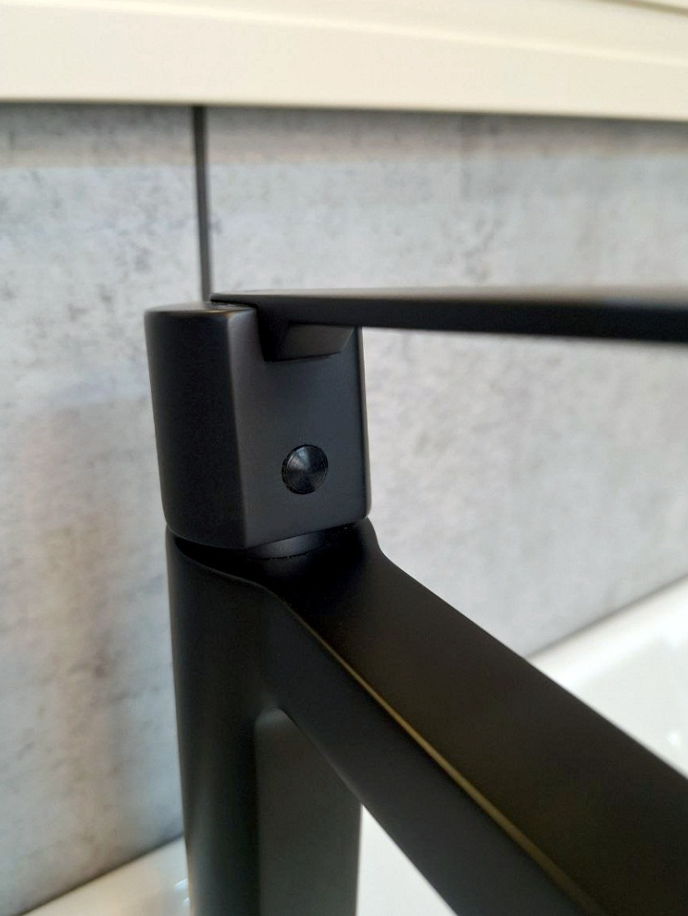 Смеситель для раковины AltroBagno Unione 0136 MB