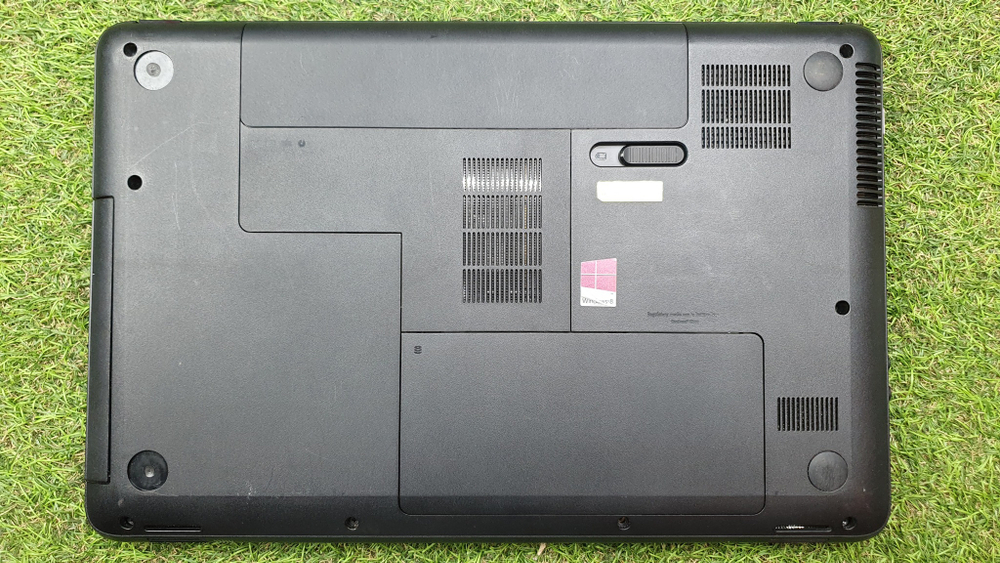 Ноутбук HP i3/4 Gb