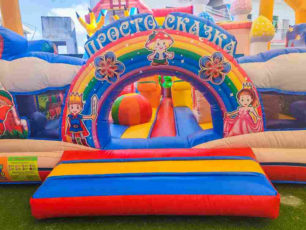 Коммерческий надувной батут «Просто сказка», 10x6x6 м