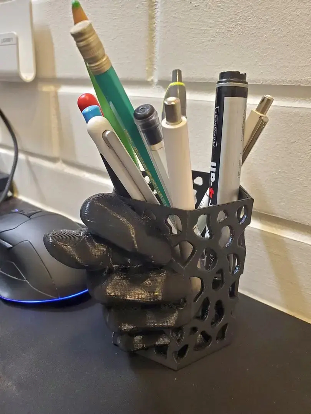 Подставка-шутка для карандашей Фига, Дуля, Кукиш, черная