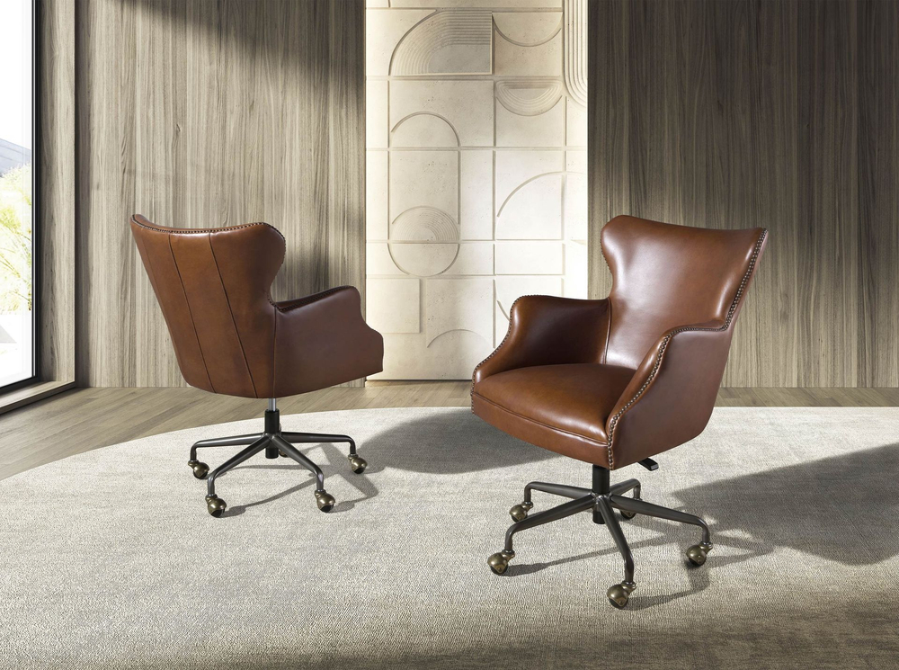 Вращающееся кресло 4166 из темно-коричневой кожи