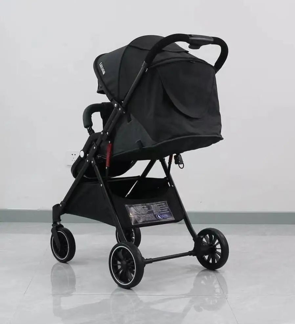 Прогулочная коляска Luxmom V5 / черный