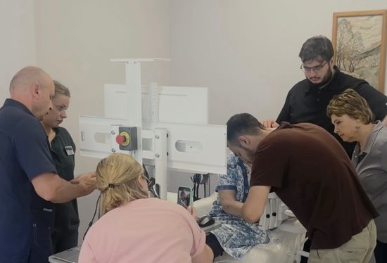 Обучение медицинского персонала управлению роботизированным комплексом Ортез-1