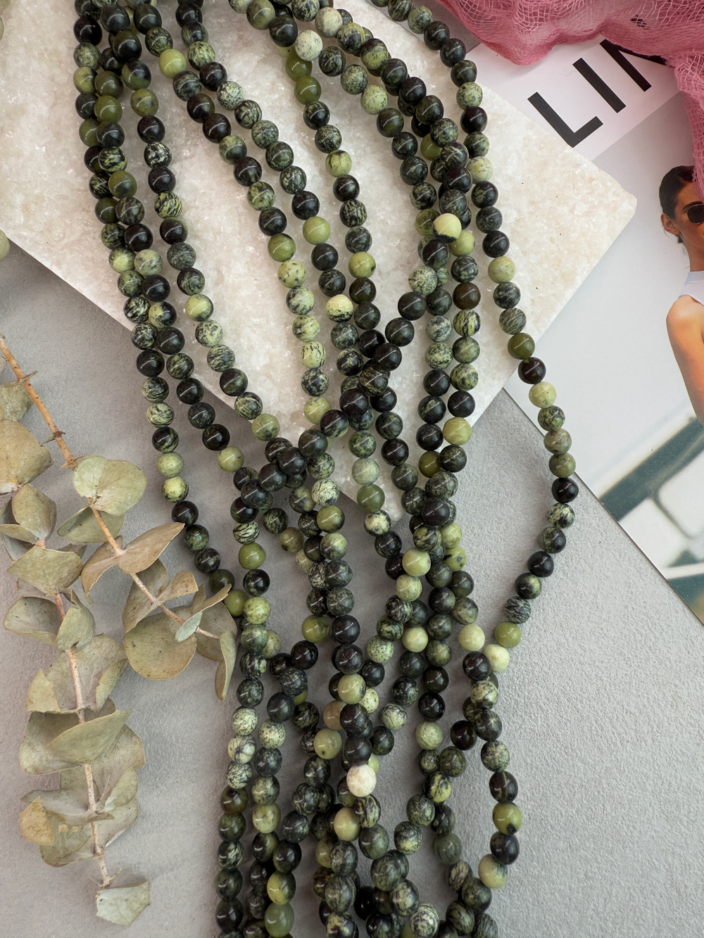 Натуральный змеевик 6 мм, 37 мм