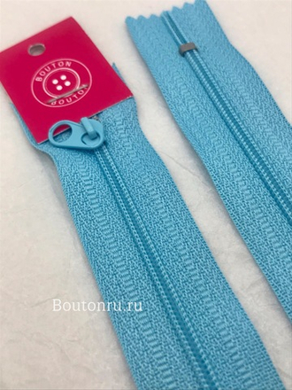 Молния ярко-голубая