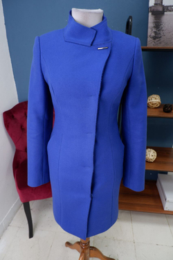 Пальто Eurydike шерстяное 42 размер