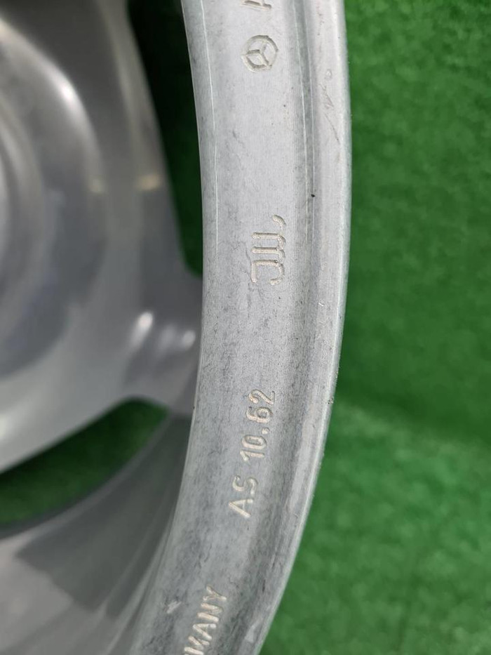 Диск литой R20 Mercedes S W223 (20-нв) Maybach зад