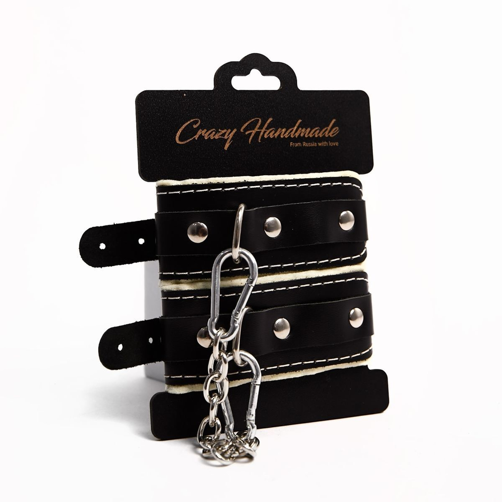 Черные скругленные наручники с мягкой бежевой подкладкой (Цвет: черный с бежевым)