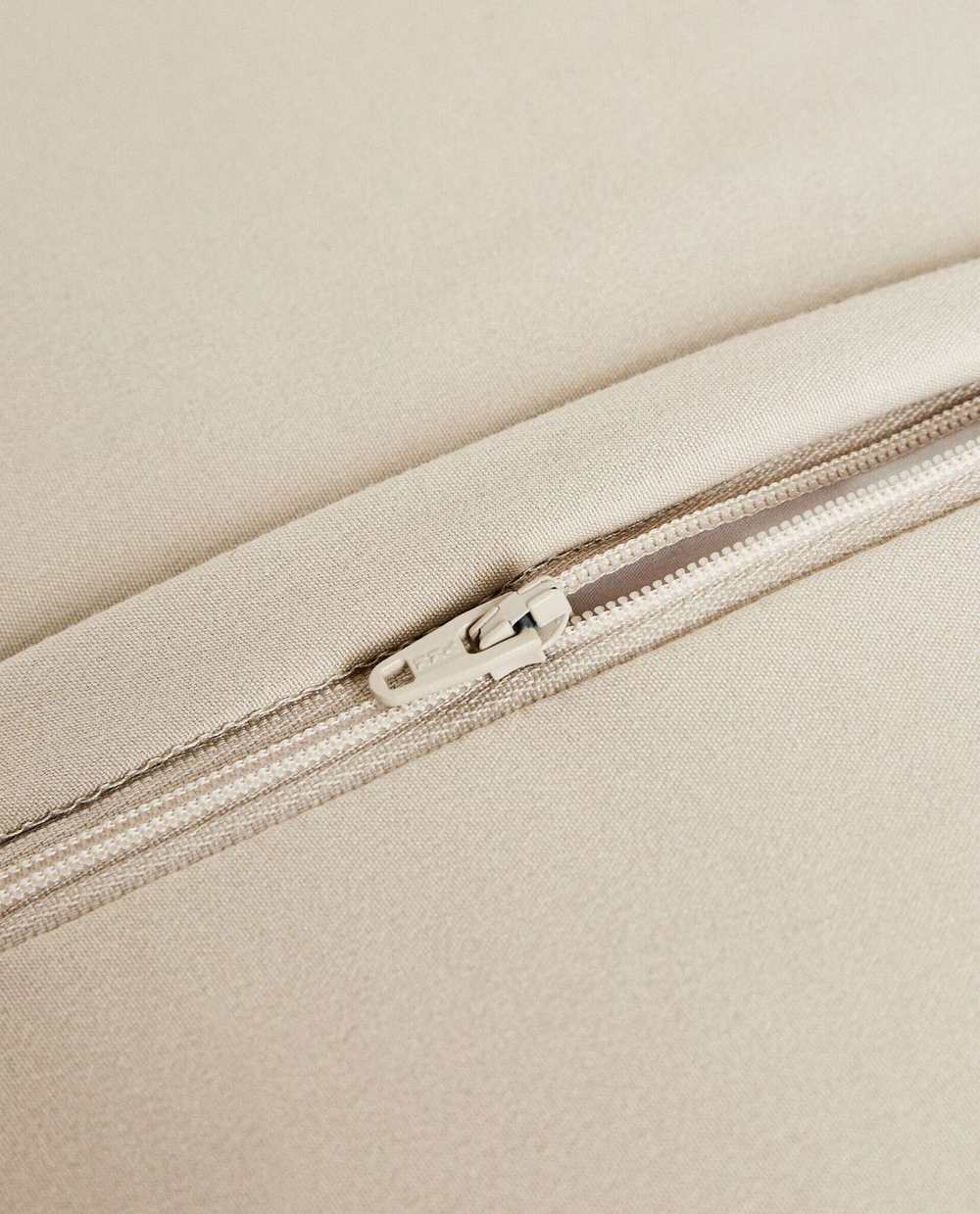 ZARA HOME МЯГКИЙ ЧЕХОЛ ДЛЯ ДЕКОРАТИВНОЙ ПОДУШКИ, БЕЖЕВЫЙ