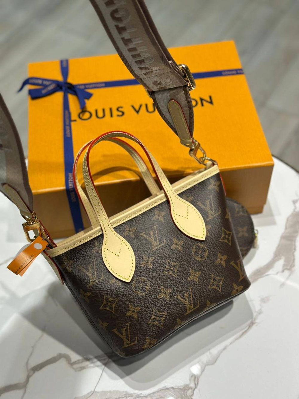 Сумка Louis Vuitton