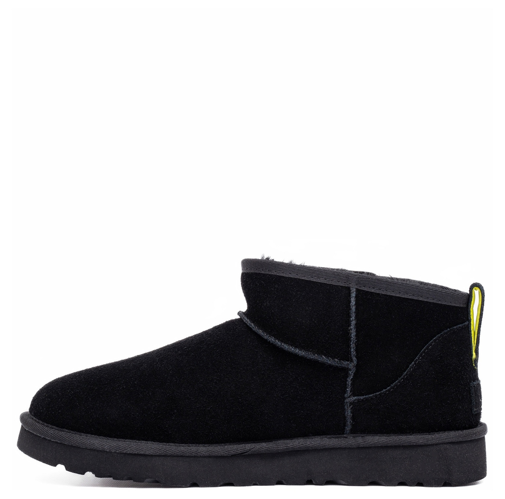 UGG Mens Classic Ultra Mini Zip Boot Black