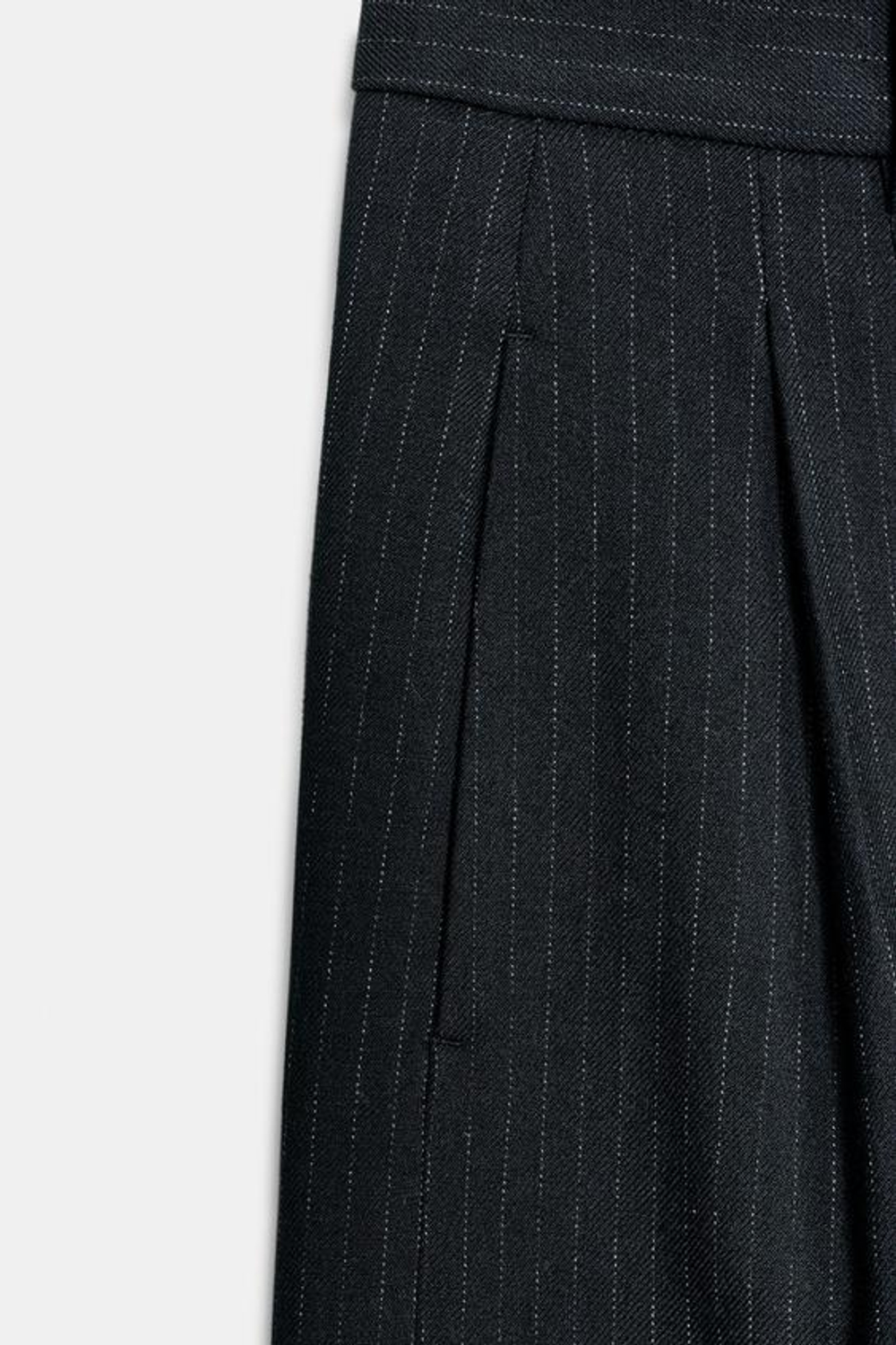 ZARA ШОРТЫ В ПОЛОСКУ С ЗАЩИПАМИ — ZW COLLECTION, ПОЛОСКИ