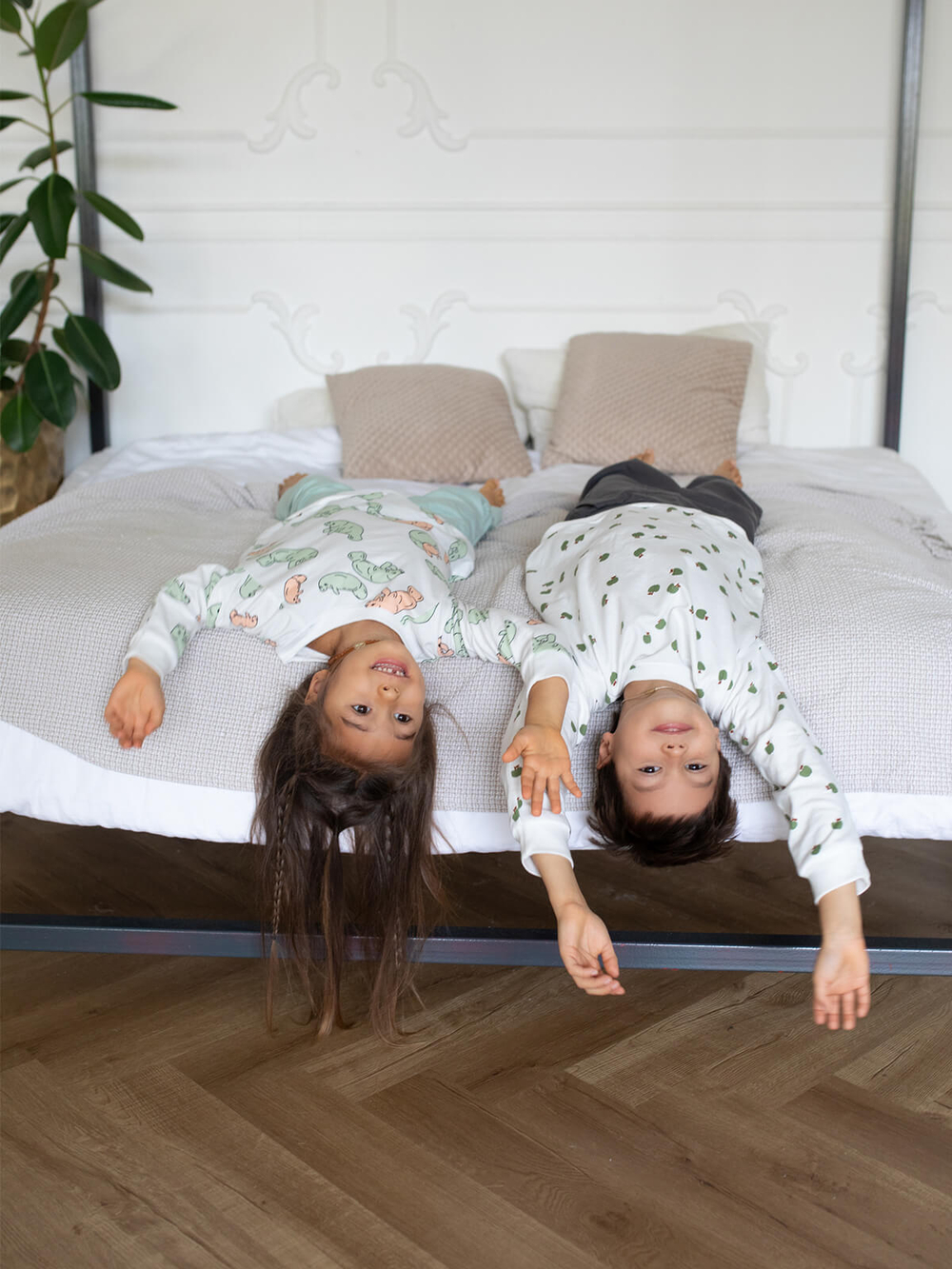 Свитшот оверсайз Mjölk Ламантины, уценка