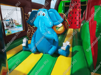 Надувной батут «Зверята с крышей 3» со скалодромом, с коричневый, 14х7х6 м