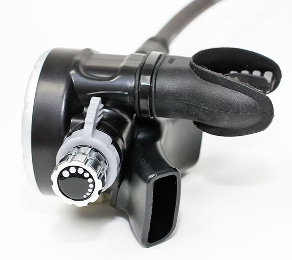 Вторая ступень регулятора Sopras Sub Diamond Ice с шлангом