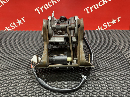 Колонка рулевая в сборе, с ключом 2017г