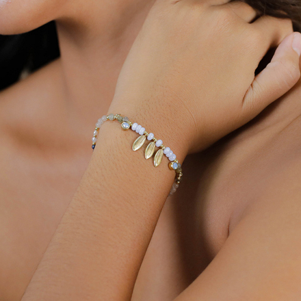 Браслет Franck Herval, Palma, с лунным камнем, жемчугом, халцедоном, лазуритом, лабрадоритом и крист