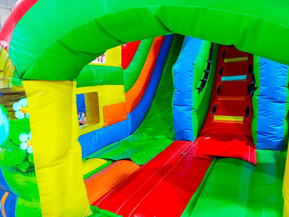 Надувной батут-горка «Славянский», 6x4x4.5 м