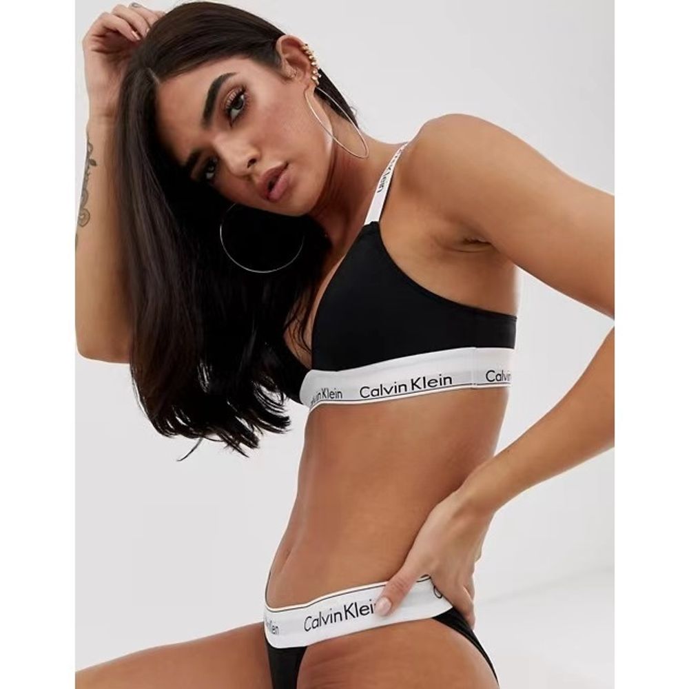 Женский комплект: бра+танга черный Calvin Klein Women Modern Cotton Tanga