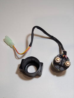 Универсальное реле стартера 12V с фишкой подключения для мотоциклов, скутеров и питбайков