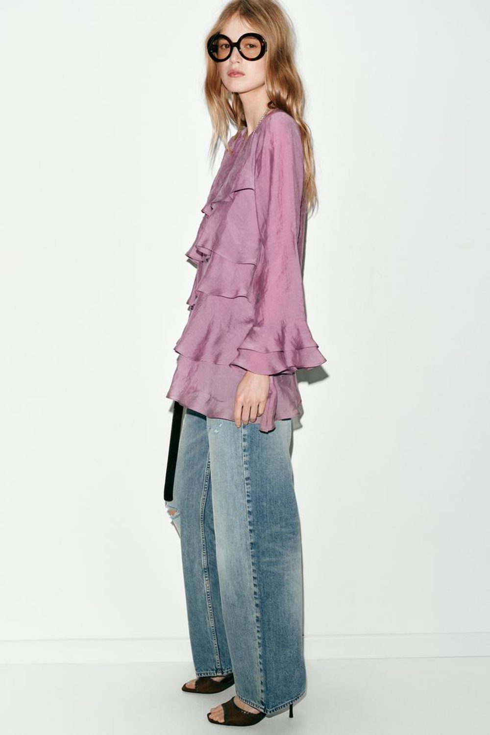 ZARA АСИММЕТРИЧНЫЙ ТОП С ВОЛАНАМИ, ЦВЕТ МАЛЬВЫ