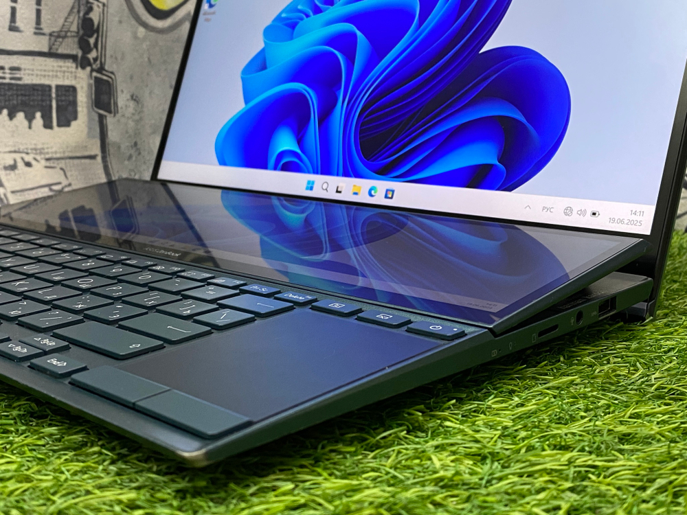 Ноутбук Asus 14' Touch screen i7-1165G7/FHD IPS + ScreenPad Plus/16GB/1TB/Iris XE/ ZenBook DUO 14[UX482EA-HY222T]/Windows 11