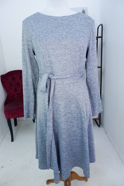 Платье DENIZA, которое может стать любимым, в цвете серый меланж 50 размер, новое