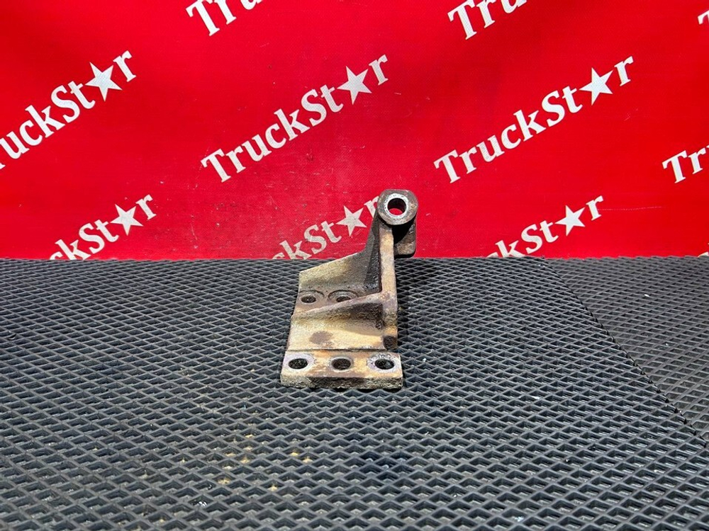 Кронштейн двигателя задний левый