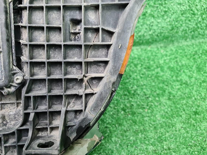 Фара правая Scania R-Series (2016-н.в.) галоген