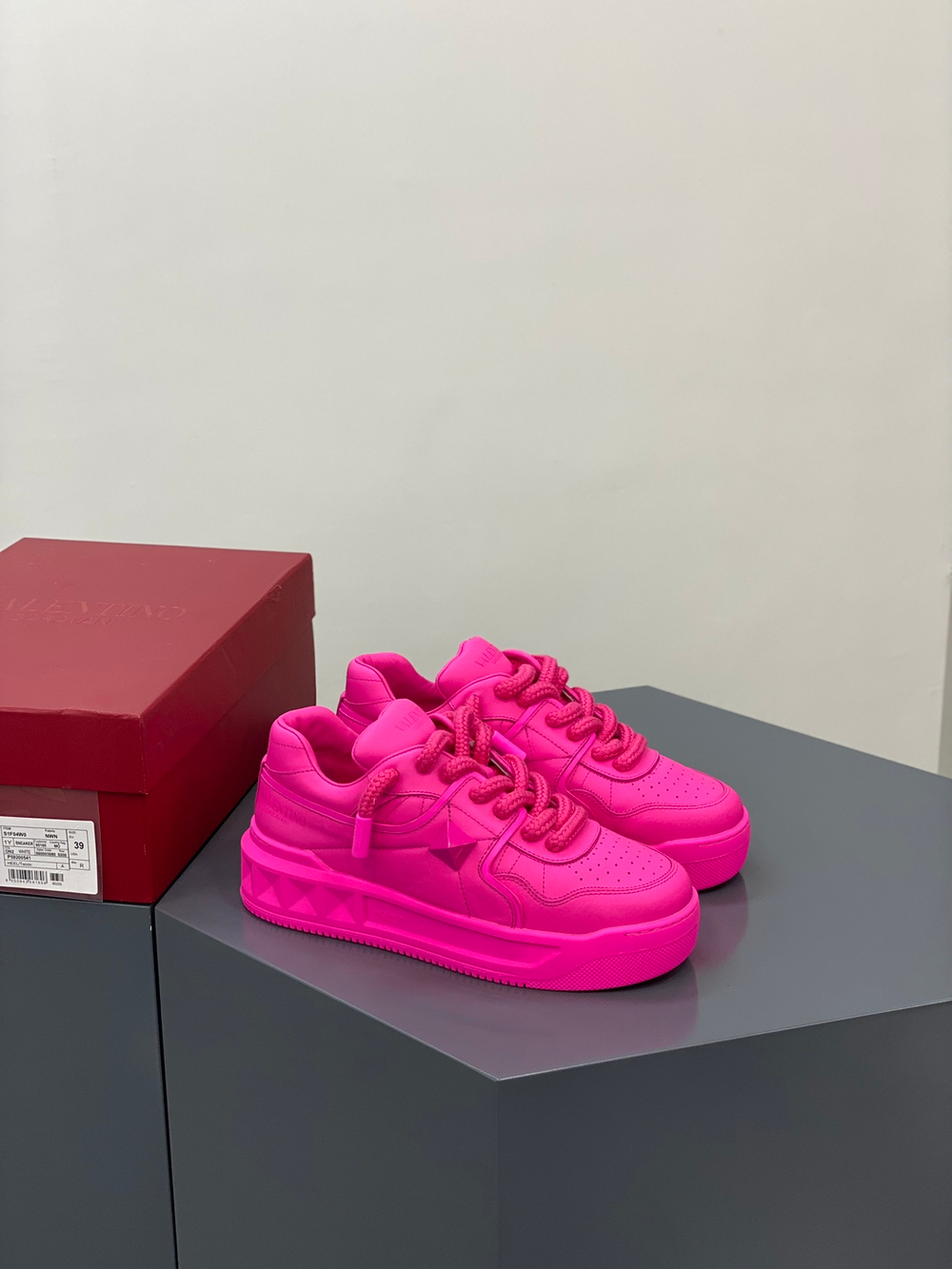 Valentino Sneakers