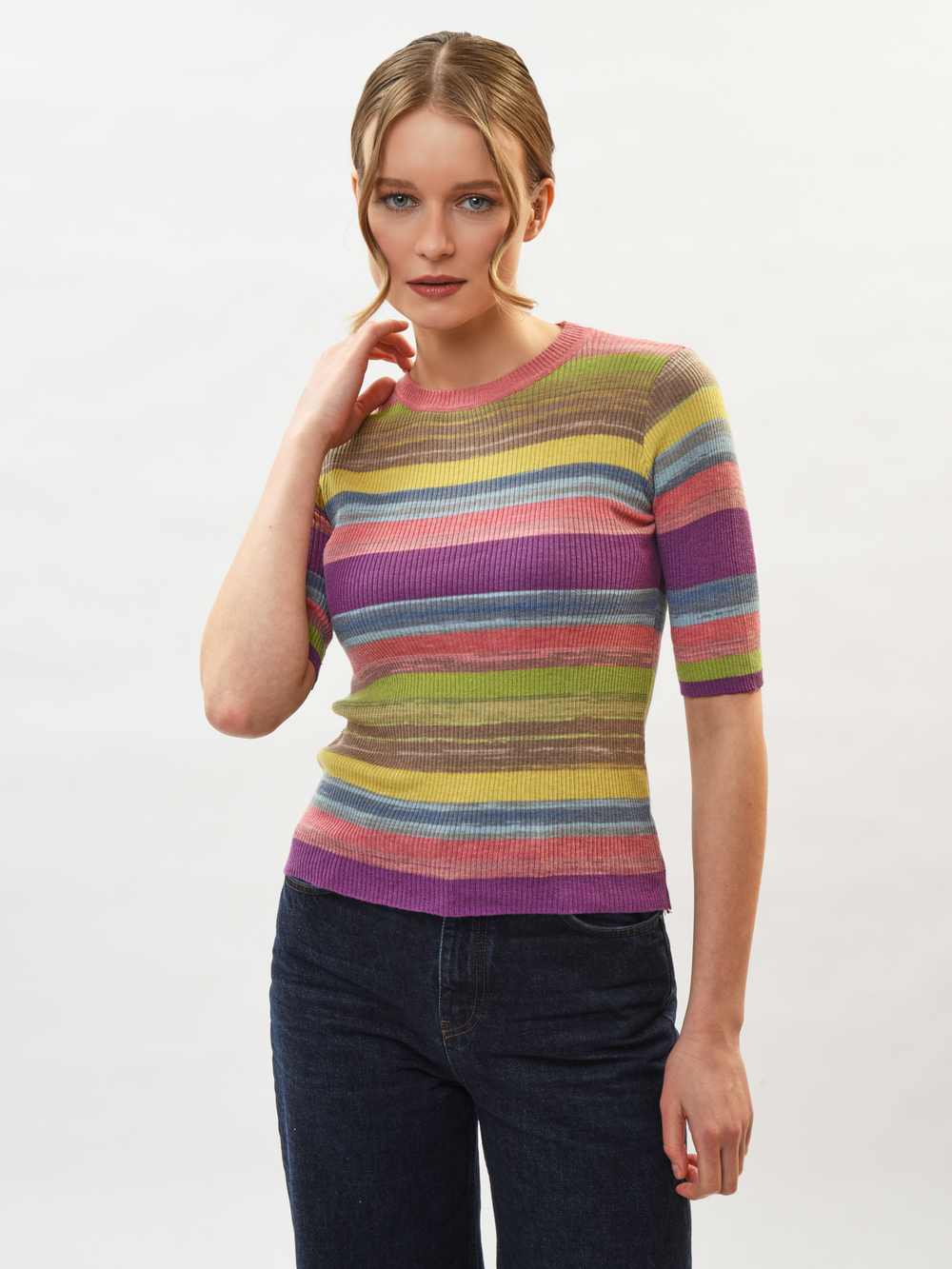 Джемпер женский с коротким рукавом