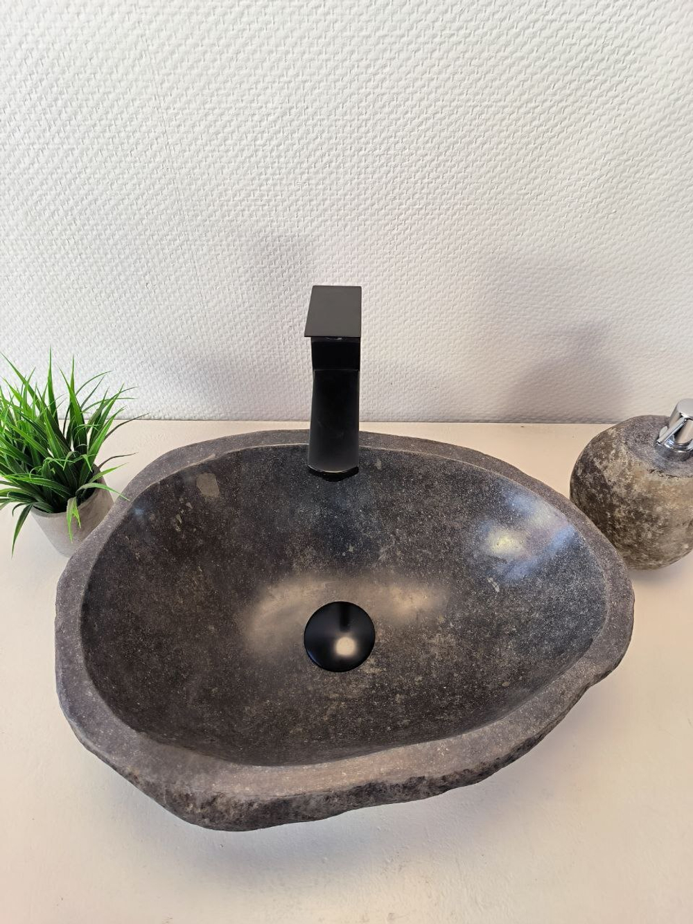 Раковина из речного камня RS-65954 46х33х16 из натурального камня
